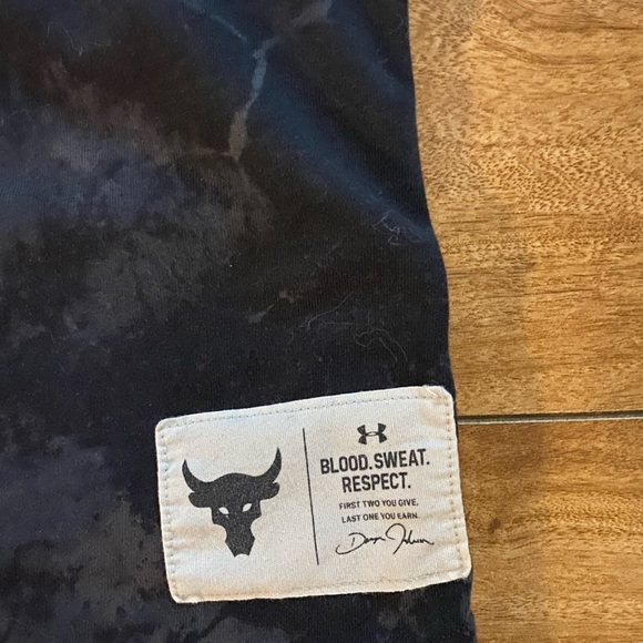 Under Armour Project Rock Collection Mens Disrupt Short Sleeve Size Large - Picture 12 of 12